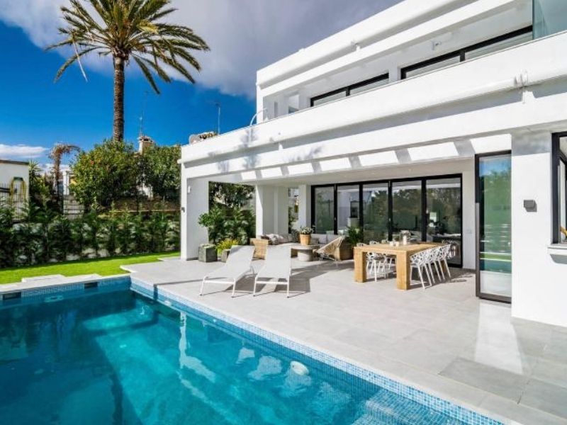 Sale of properties. PATRICIA LAREDO DAYAN en Marbella