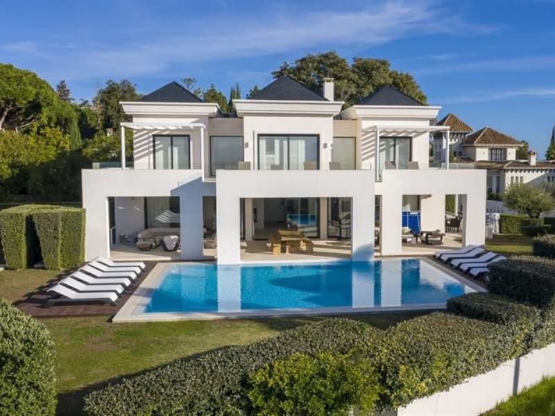 Servicios para el demandante. LAREDO PROPERTIES MARBELLA en Marbella